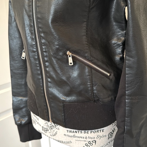 Dynamite vegan coat - Picture 3 of 9